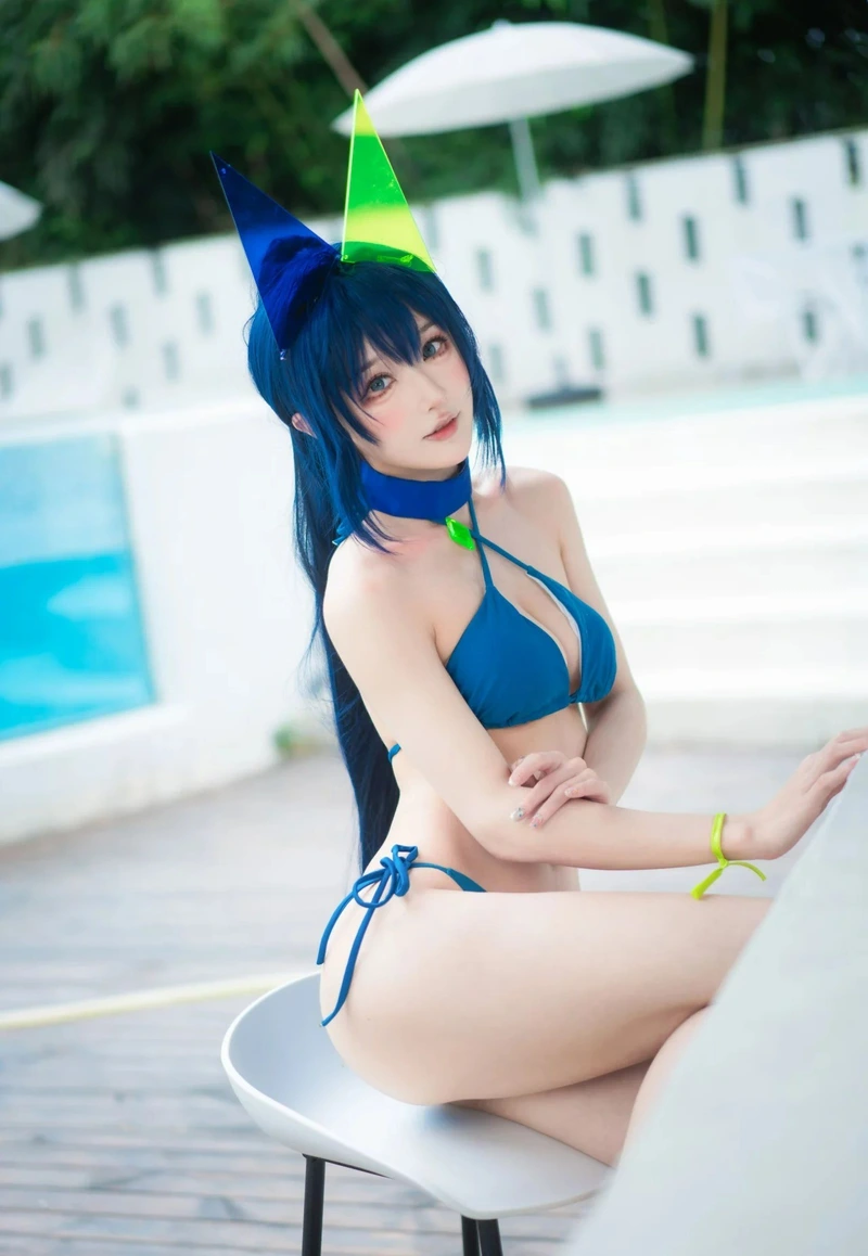 ảnh cosplay anime quấn hút