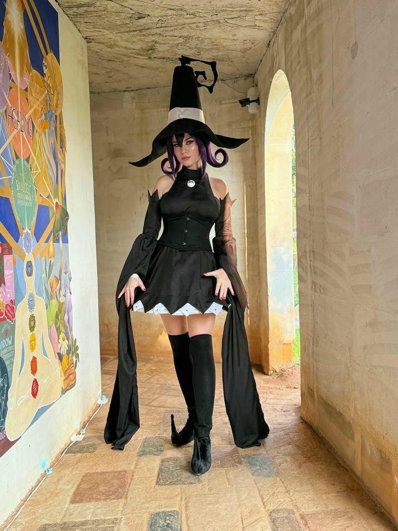 ảnh cosplay phù thủy siêu đẹp