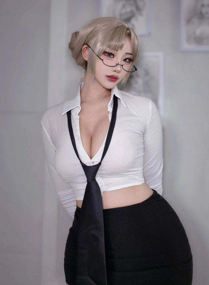 cosplay anime nữ cực kỳ nổi bật