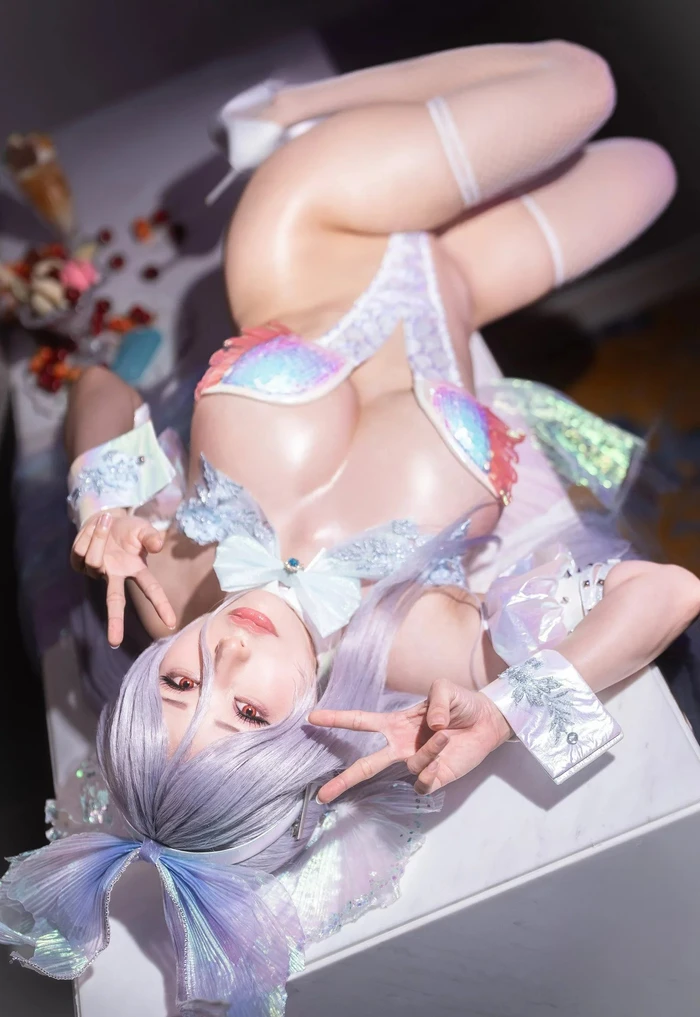 cosplay anime nữ lung linh trong trang phục đặc biệt