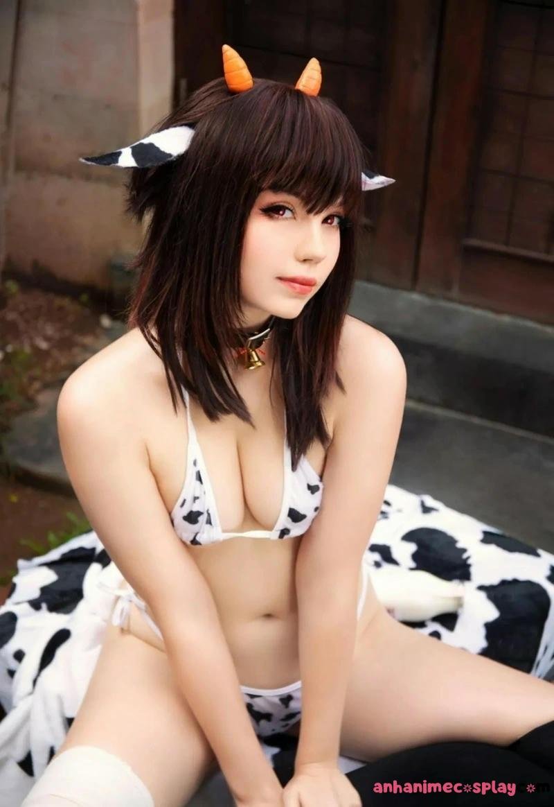 cosplay bò sữa vn