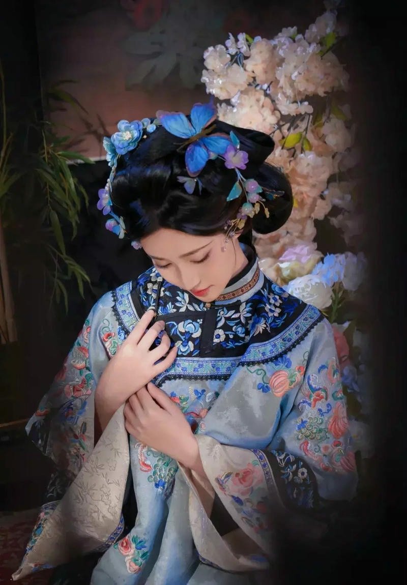 cosplay cổ trang kín đáo