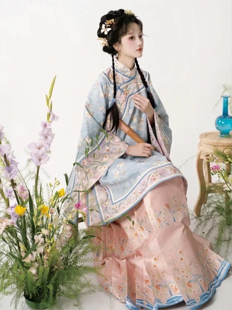 cosplay cổ trang mềm mại