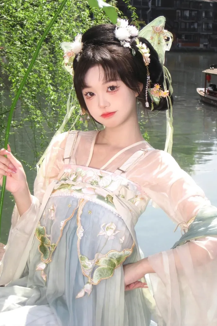 cosplay cổ trang thanh tao