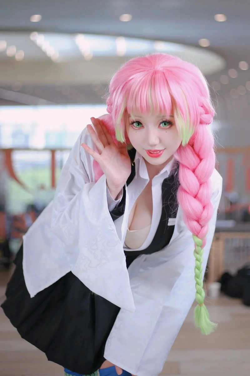 cosplay luyến trụ thanh guom giet quy