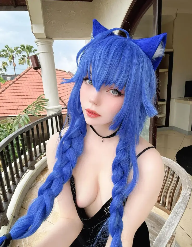 cosplay mèo cá tính