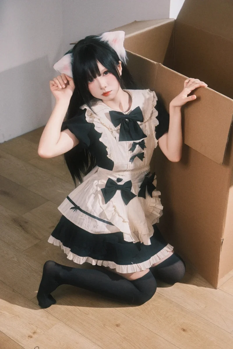 cosplay mèo lung linh