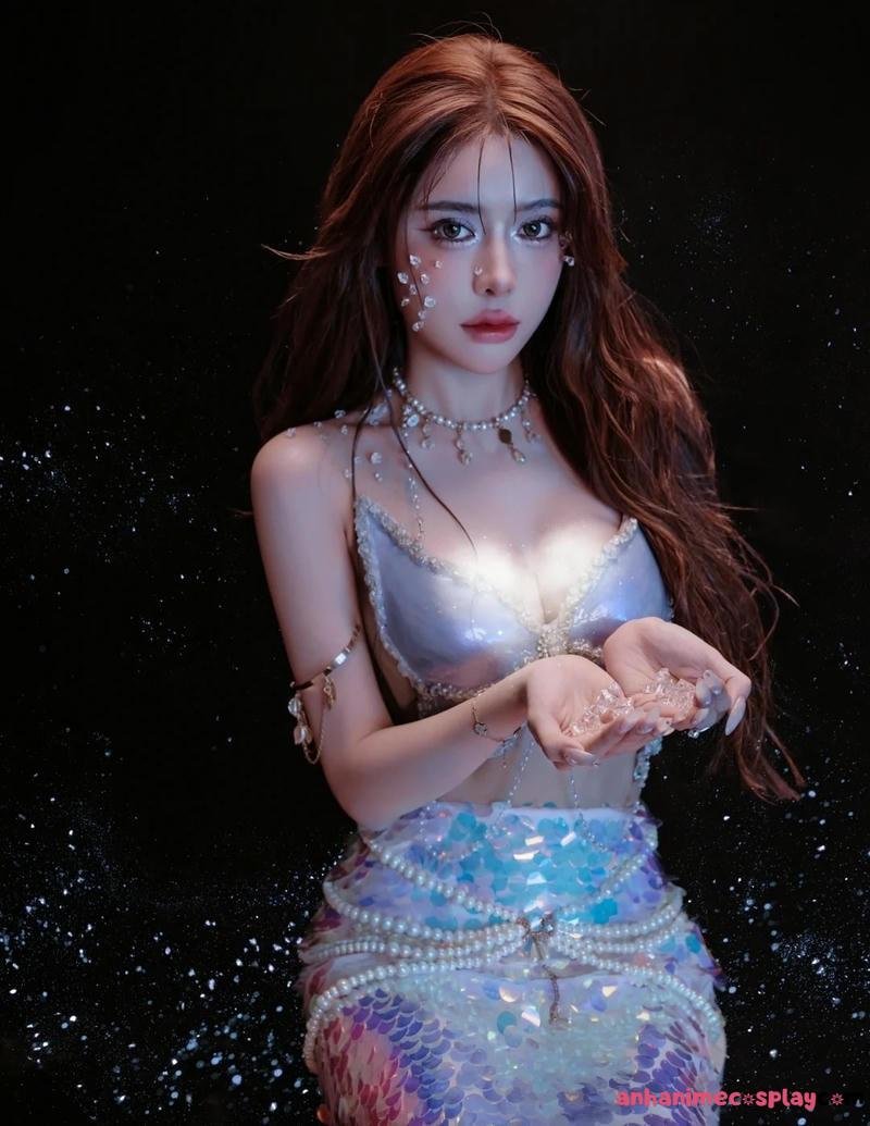 cosplay nàng tiên cá tóc dài