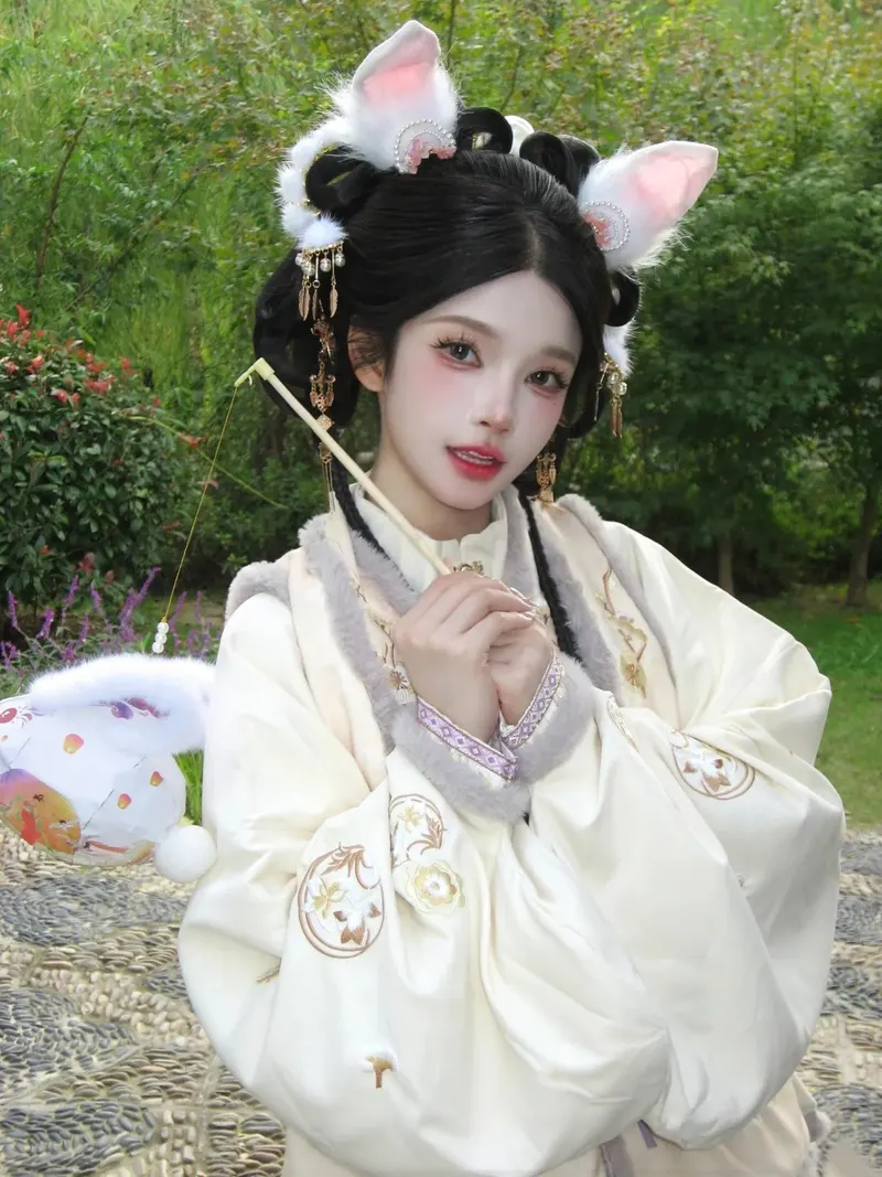 cosplay thỏ cổ trang