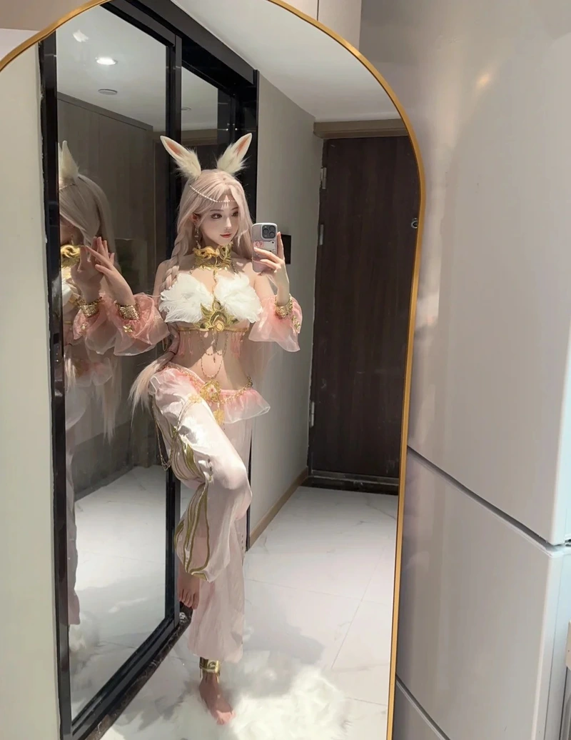 cosplay thỏ dễ thương