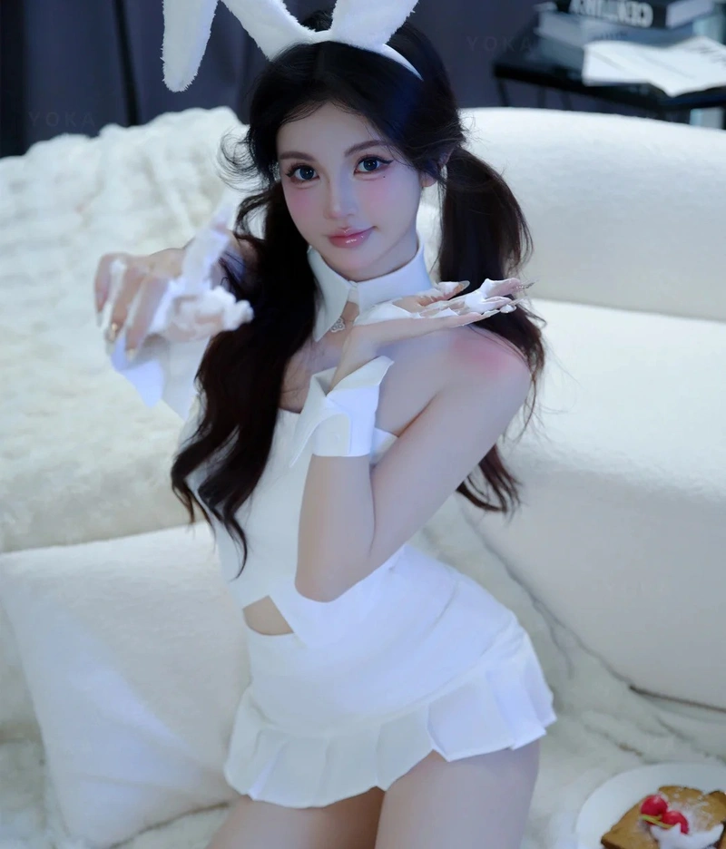 cosplay thỏ kiêu sa