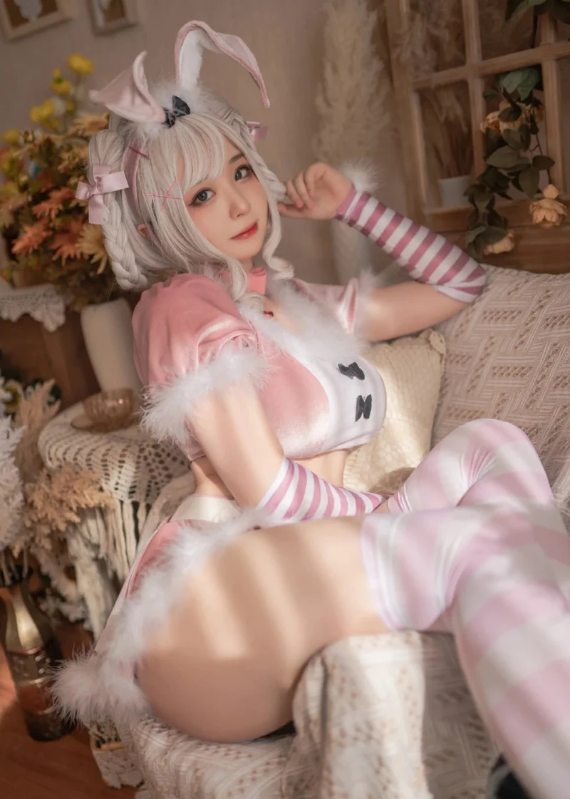 cosplay thỏ trẻ đẹp