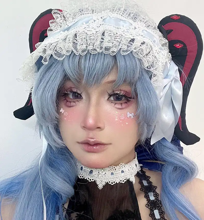 mai phương cosplay hot girl