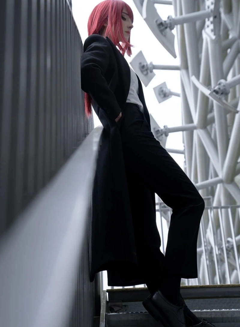 ảnh makima cosplay thần thái