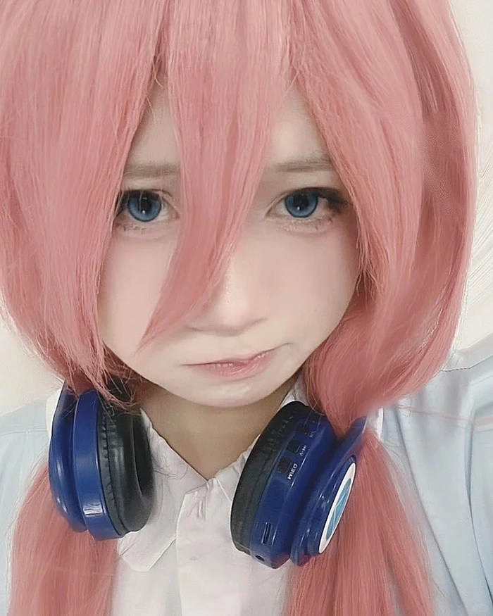 ảnh miku nakano cosplay cực dễ thương