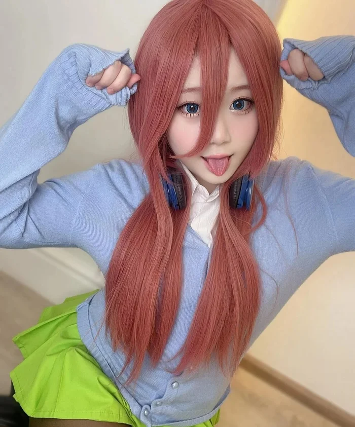 ảnh miku nakano cosplay dễ thương
