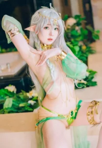 ảnh nahida cosplay khiêu dâm