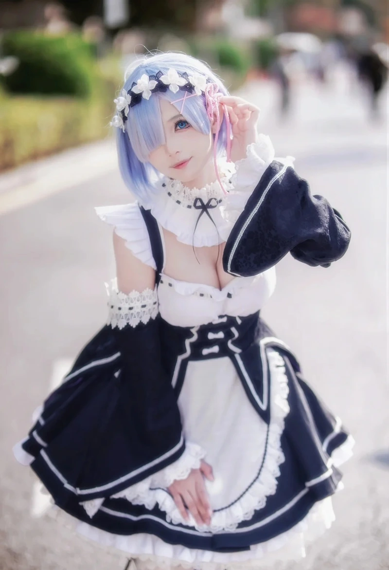 ảnh rem cosplay dễ lên top