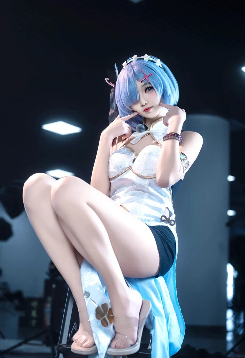 ảnh rem cosplay lên đỉnh