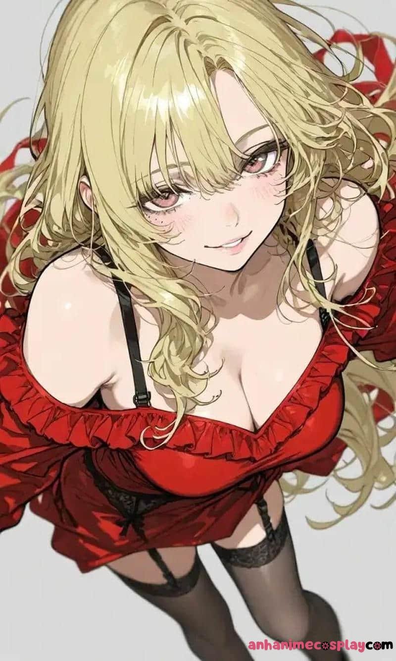 anime nữ tóc vàng nổi bật