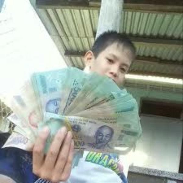 cầm ngay tiền đi