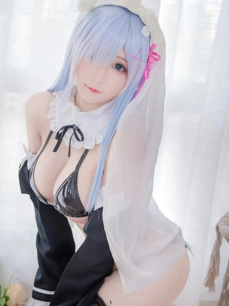 cosplay rem cực ngầu