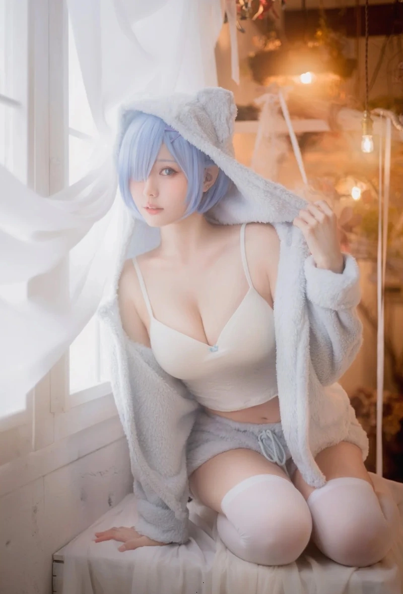 cosplay rem cực phẩm