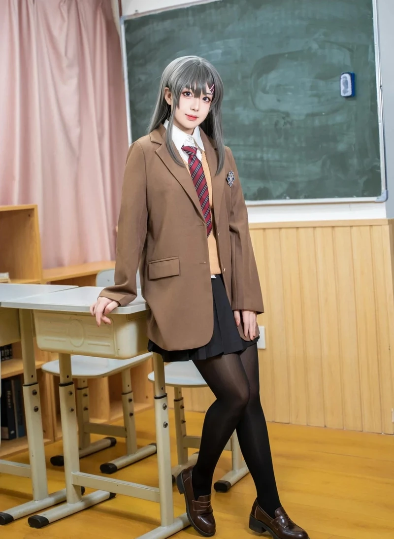 hina cosplay girl cute