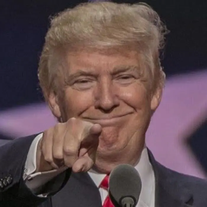 hình meme chỉ tay ông trump