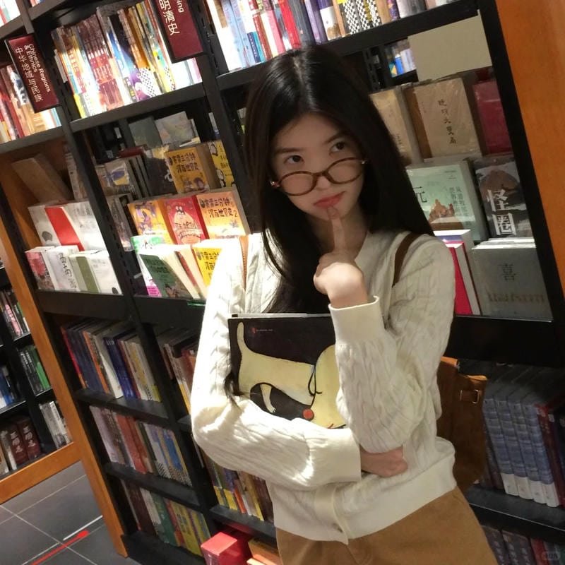 Album hình gái xinh học sinh