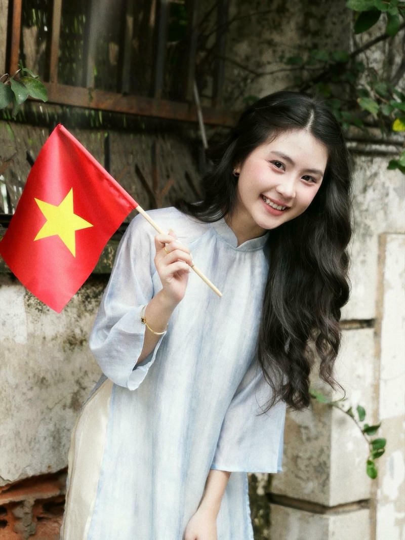 Album hình gái xinh mặc áo dài rạng rỡ