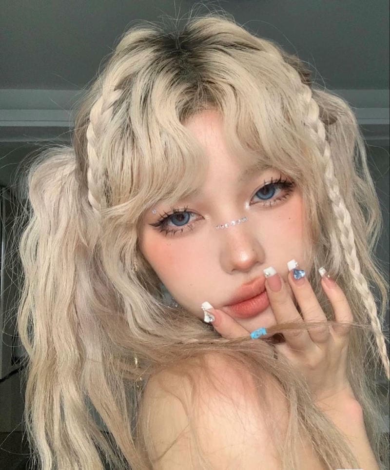 Ảnh avatar gái xinh châu âu