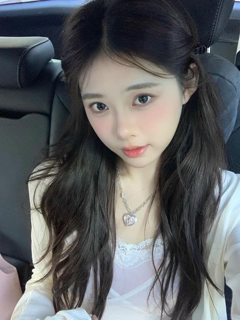 Avatar gái xinh k12