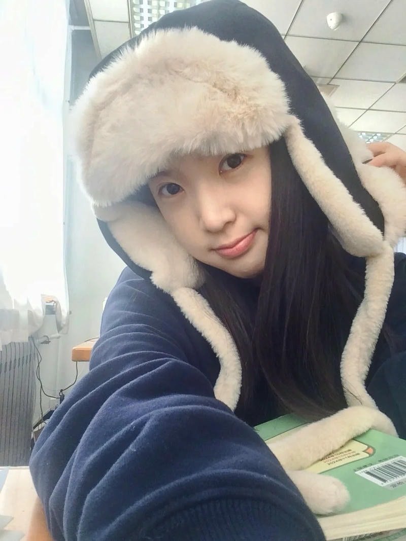 Bộ ảnh gái xinh k12 thần thái nhẹ nhàng