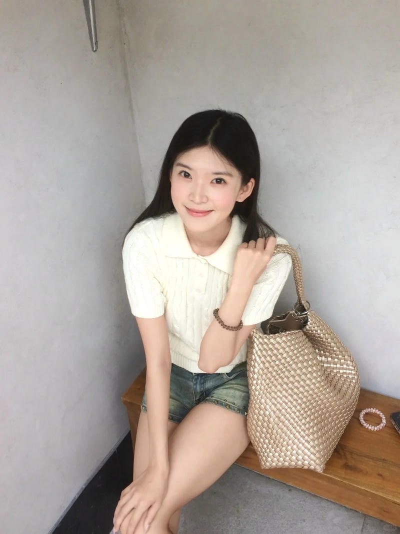 Chụp hình gái xinh k12