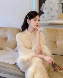 Chụp hình gái xinh mặc áo dài nổi bật