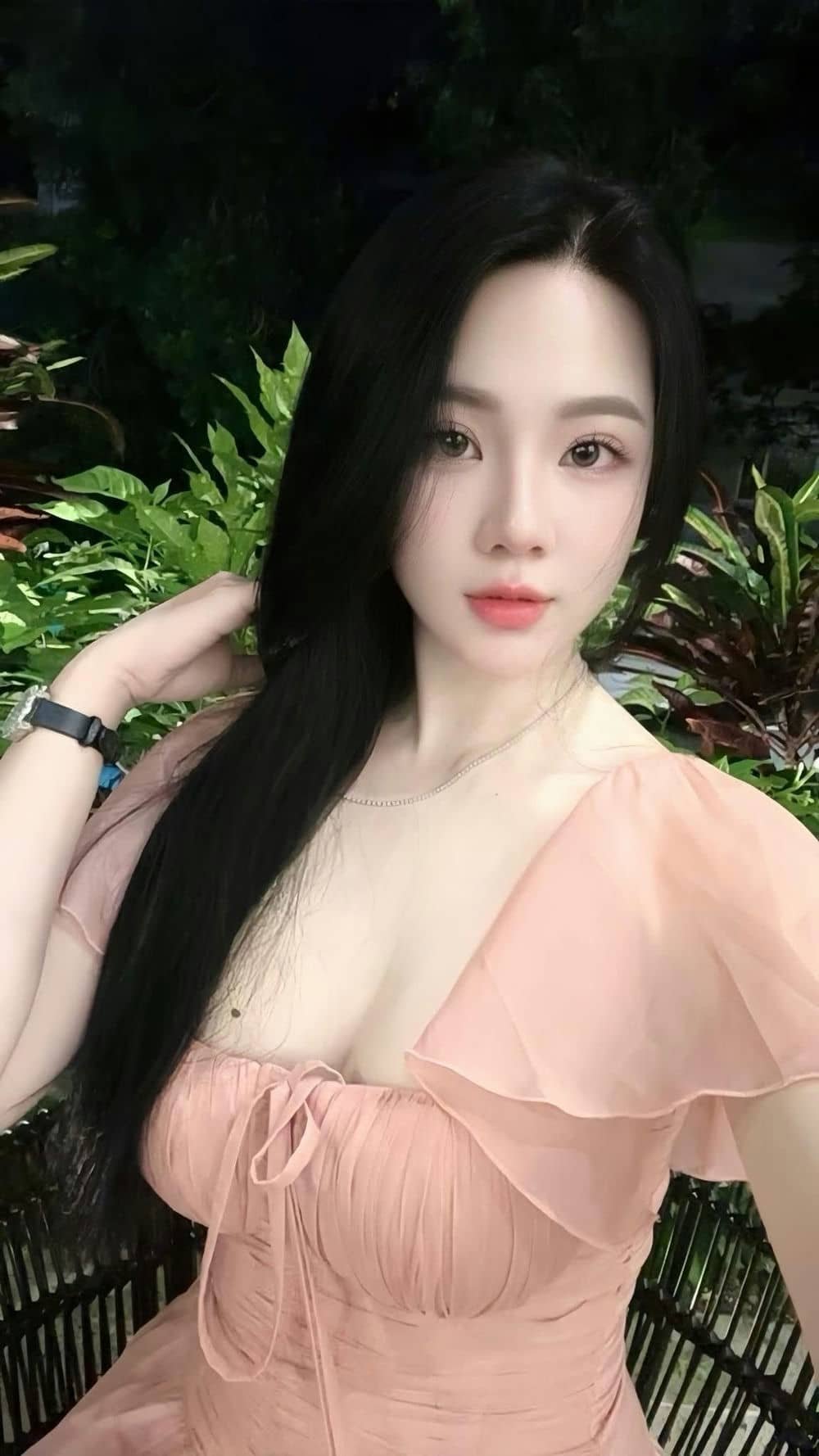 Gái xinh 18 tuổi tươi
