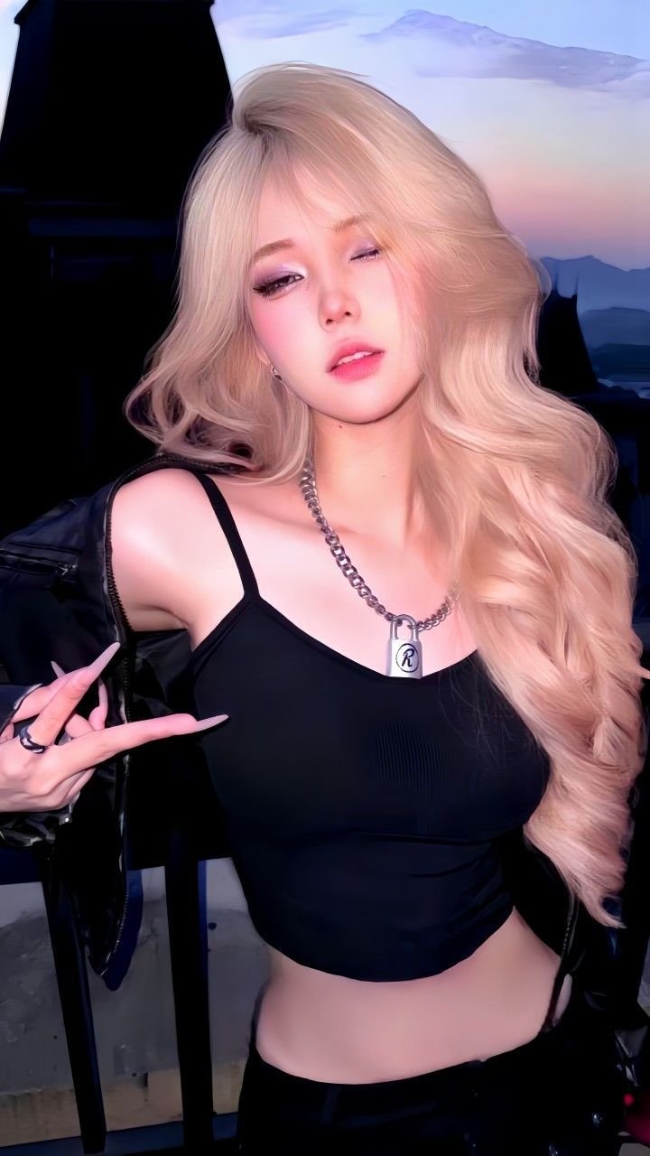 Gái xinh 2k3 đẹp rạng