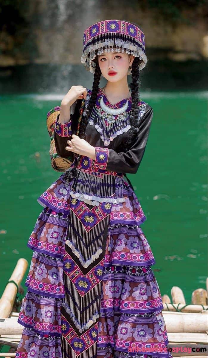 Gái xinh dân tộc duyên