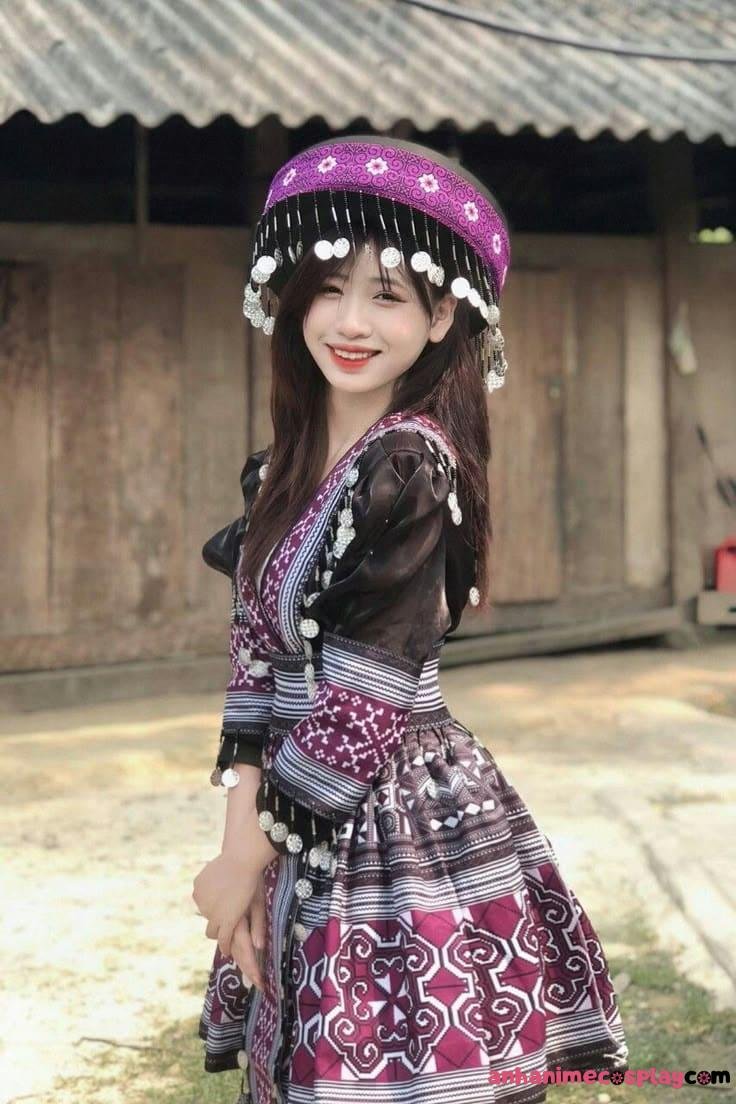 Gái xinh dân tộc thơ