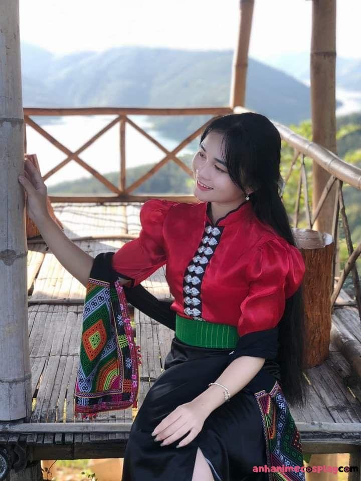 Gái xinh dân tộc tươi