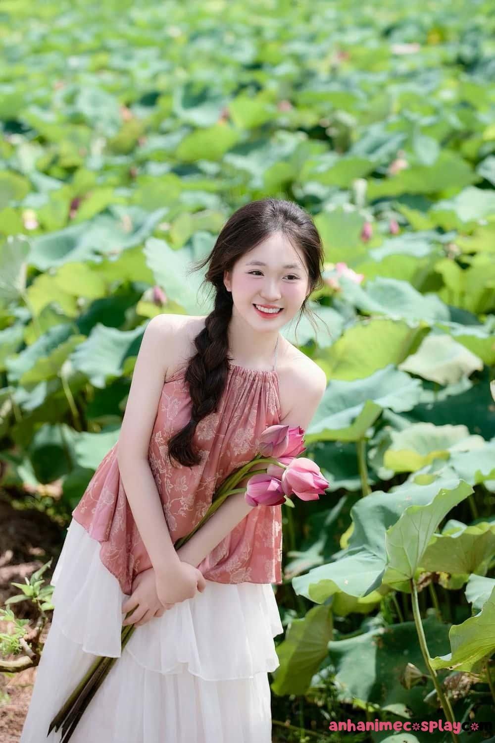 Gái xinh duyên áo yếm