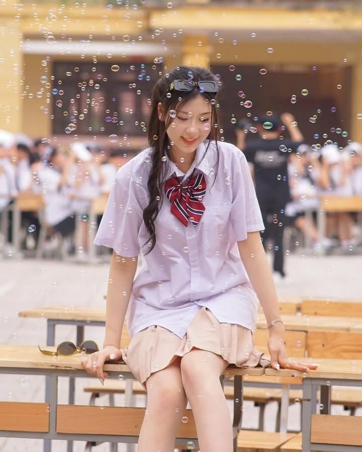 Gái xinh học sinh đáng