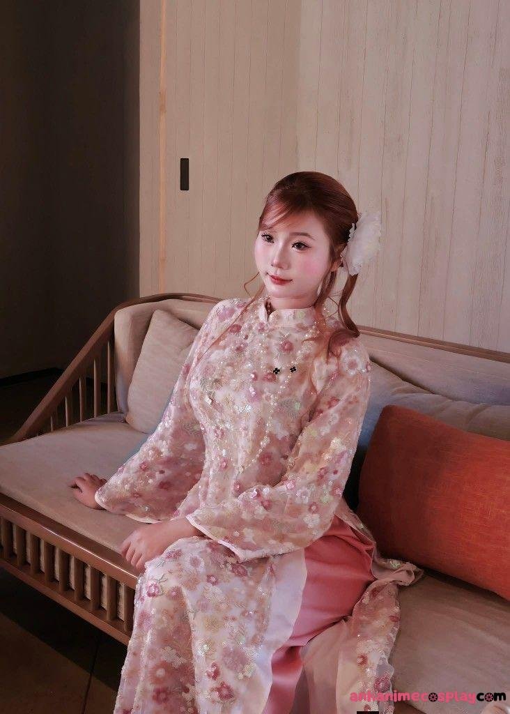 Gái xinh mặc áo dài trắng