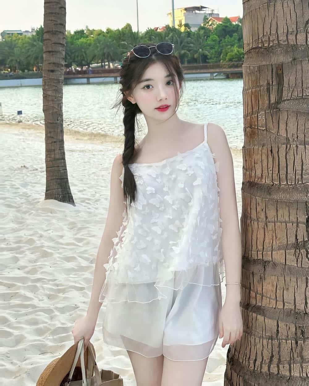 Gái xinh nóng bỏng nổi bật