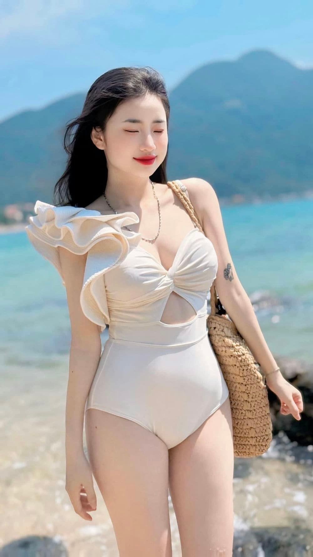 Gái xinh nóng bỏng quyến rũ