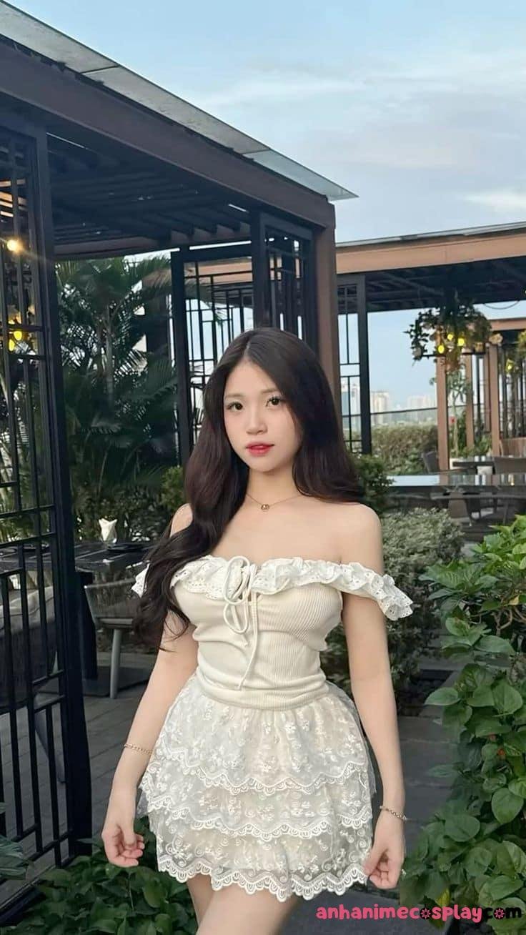 Gái xinh nóng bỏng sang