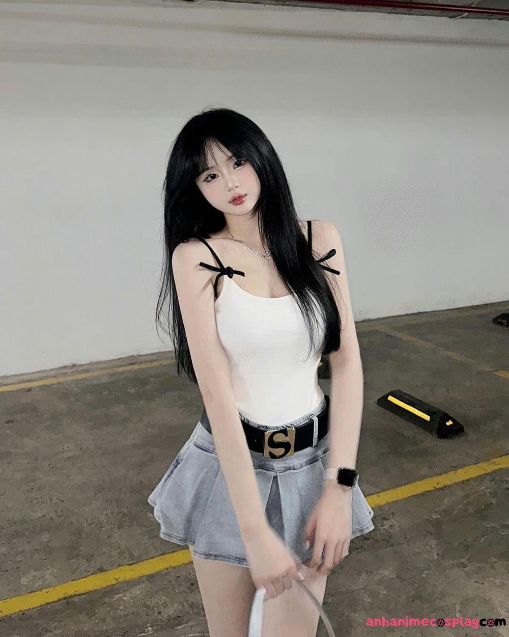 Gái xinh tóc dài óng