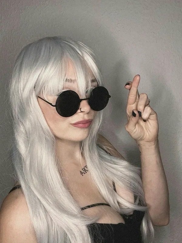 Gojo cosplay đeo kính đen