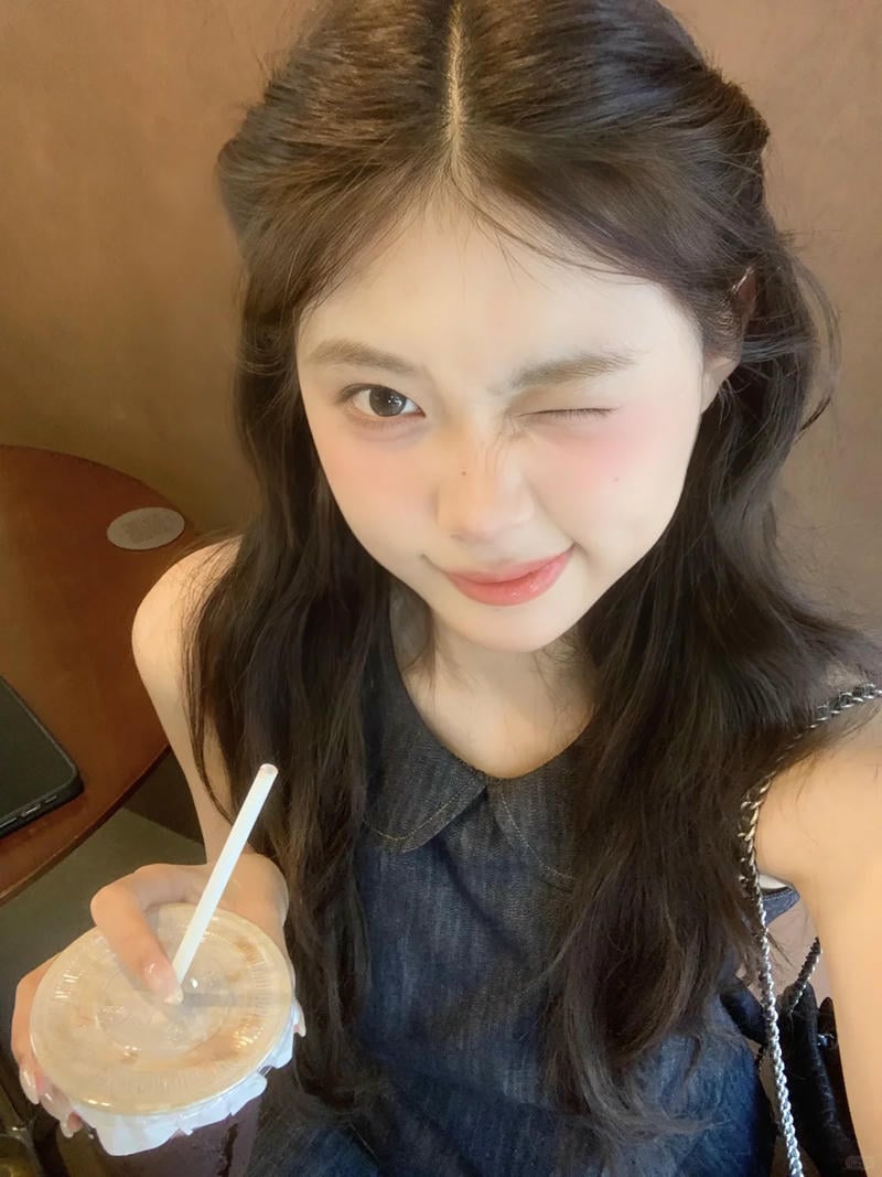 Hình avatar gái xinh k12